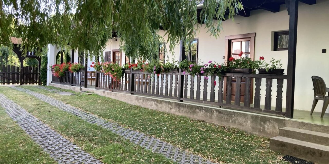 A nyaralás és mindaz, amit nyerhetünk belőle: falun, fürdőben és hegyen