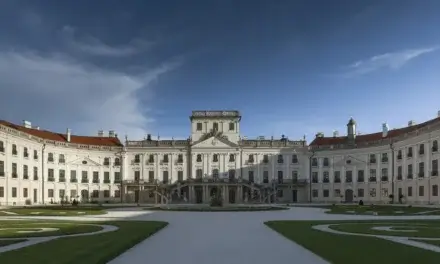 Eszterháza a legfényesebb magyar kastély – Fertődre látogattunk
